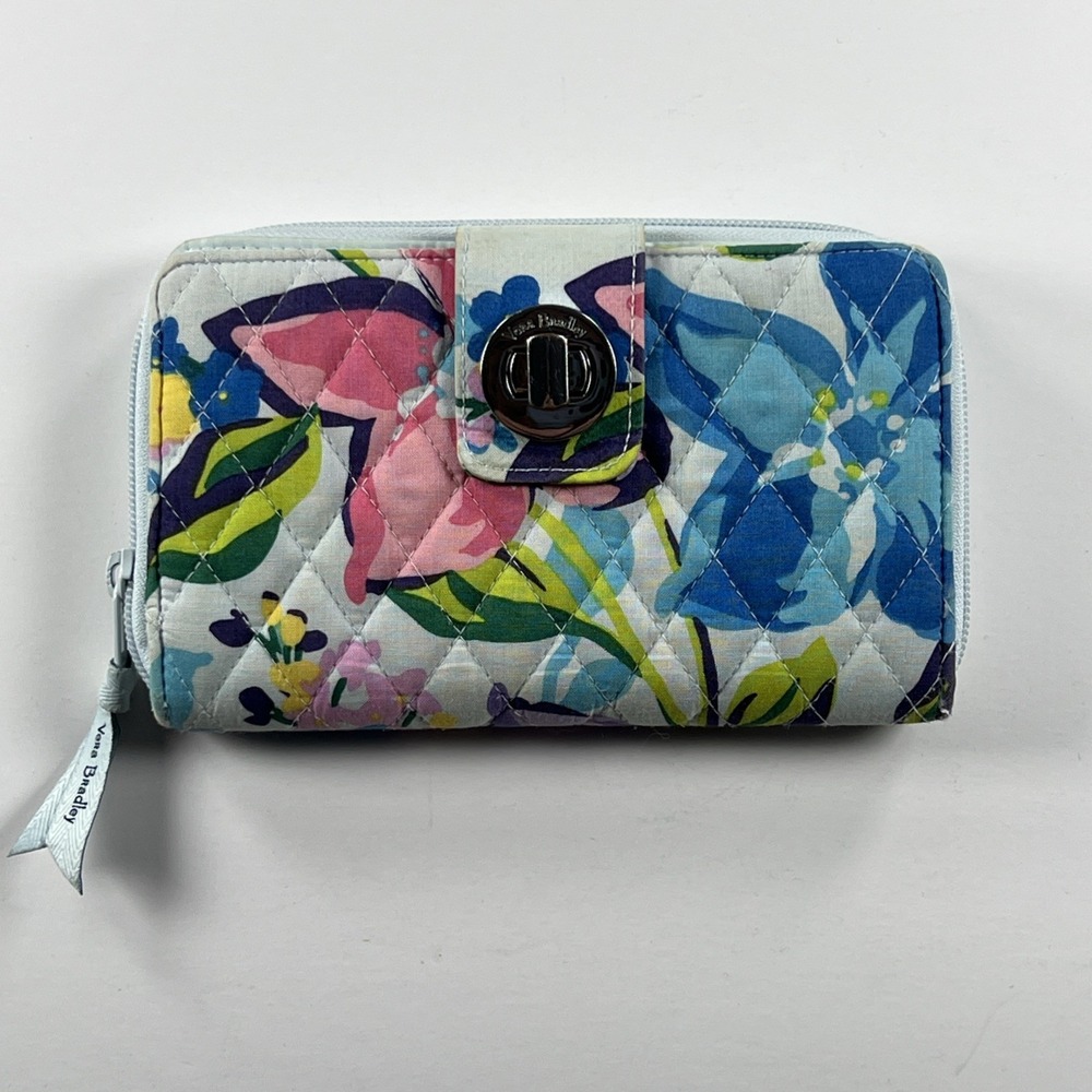 Vera Bradley Wallet Marian Floral Pattern RFID Security Tech
